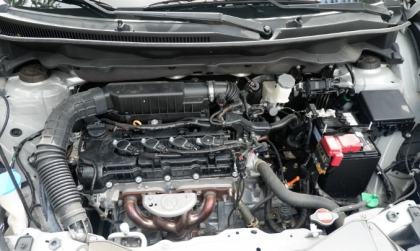Suzuki Ertiga MT rung đầu xe khi bắt đầu khởi động do nguyên nhân gì?
