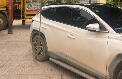 Không biết Tucson bị ảnh hưởng hộp số sau khi bị cẩu nhầm không?