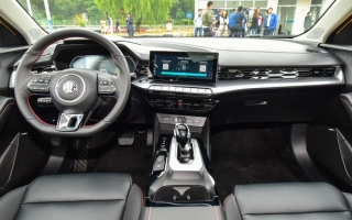 MG5 bị kêu không rõ ở đâu các bác nhỉ?