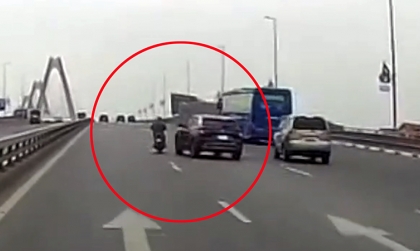 Clip TNGT: Thiếu kinh nghiệm tài xế Hyundai Creta gặp nạn với xe máy đi ẩu...