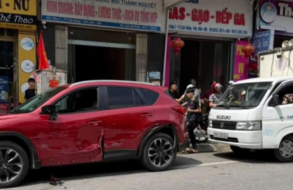 Ảnh TNGT: Mải miết 