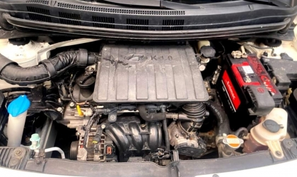 Hyundai grand i10 báo đèn vàng chớp sáng là bị sao thế ạ?