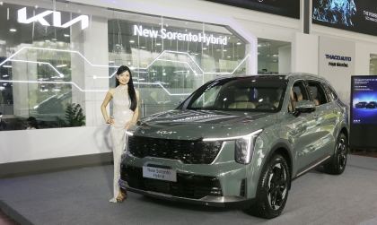 KIA Sorento HEV mới: Chưa giá bán, tháng 8 chính thức ra mắt