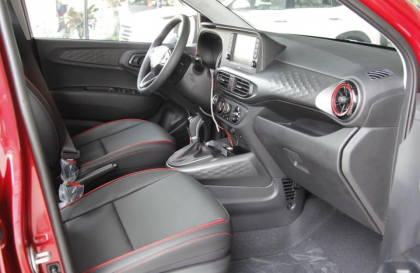 Có bác nào đi Hyundai Grand i10 bị tình trạng không phản hồi thế này không?