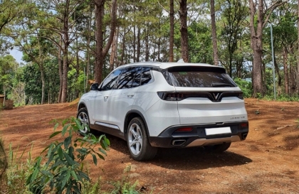 Xe Lux SA bị xóc quá, có cách nào khắc phục không?