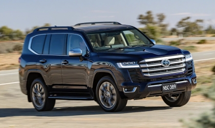 Toyota Land Cruiser 300 Hybrid chuẩn bị có mặt tại Việt Nam?