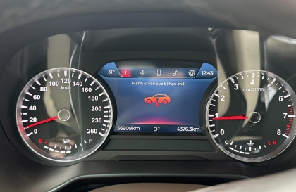 Vinfast Lux Sa thi thoảng báo lỗi này do nguyên nhân gì ạ?