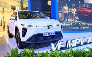 VinFast tuyên bố xuất xưởng VF MPV 7 - chiếc xe đầu tiên sản xuất tại nước ngoài
