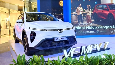 VinFast tuyên bố xuất xưởng VF MPV 7 - chiếc xe đầu tiên sản xuất tại nước ngoài