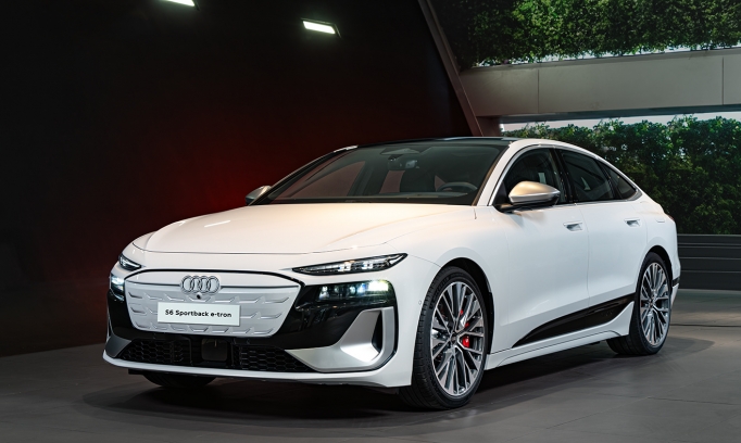 Audi Việt Nam bất ngờ đưa về mẫu hiệu năng cao Audi S6, khởi điểm từ 4,2 tỷ đồng?