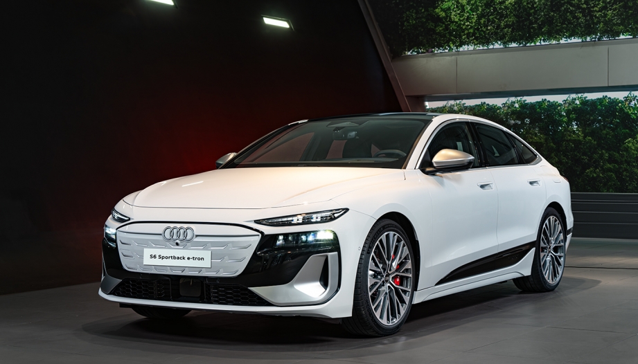 Audi Việt Nam bất ngờ đưa về mẫu hiệu năng cao Audi S6, khởi điểm từ 4,2 tỷ đồng?