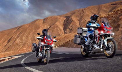Thế giới 2 bánh: Honda Việt Nam làm mới Africa Twin cho năm 2026, khởi điểm từ 540 triệu đồng