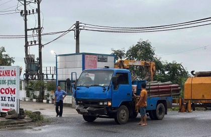 Ảnh TNGT: VinFast VF 5 'nát đầu