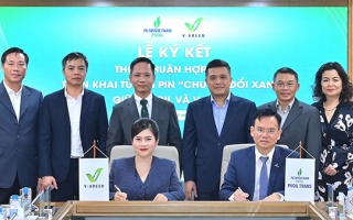 Thế giới 2 bánh: V-Green hợp tác triển khai 3.000 tủ đổi pin xe máy điện tại đại lý của PVOIL
