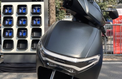 Thế giới 2 bánh: Honda Việt Nam ra mắt hệ thống tủ đổi pin xe máy điện vào đầu ngày 4/6