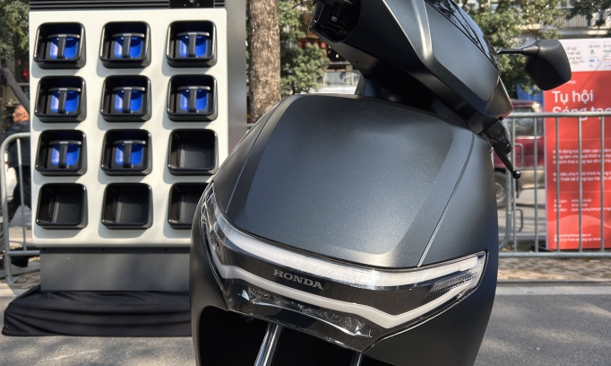 Thế giới 2 bánh: Honda Việt Nam ra mắt hệ thống tủ đổi pin xe máy điện vào đầu tháng 6