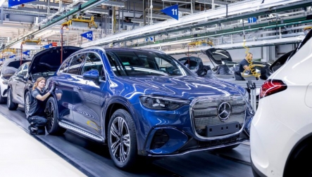 Xe Xanh: Mercedes-Benz bắt đầu sản xuất mẫu GLC điện với phạm vi hoạt động 715 km