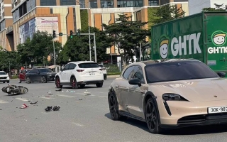 Ảnh TNGT: Thanh niên đi xe máy 
