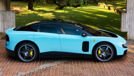 Cựu Chủ tịch chỉ trích siêu xe điện Ferrari Luce: 