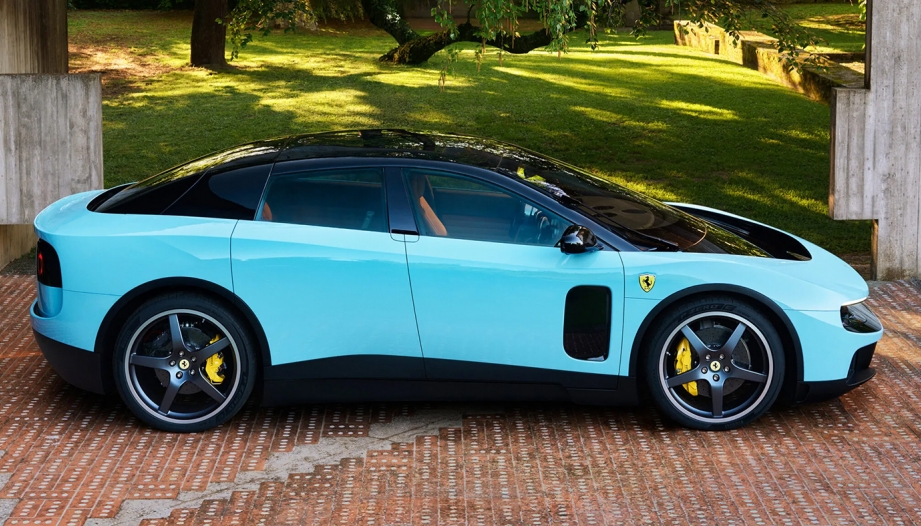 Cựu Chủ tịch chỉ trích siêu xe điện Ferrari Luce: 
