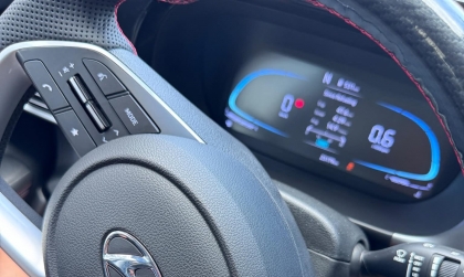 Các bác chỉ giáo giúp lỗi Hyundai Stargazer khi khởi động