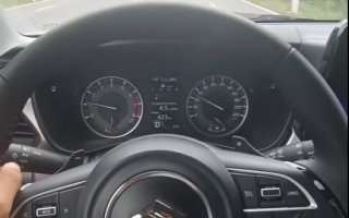 Có phải Suzuki Fronx bị lệch vô lăng sang trái?
