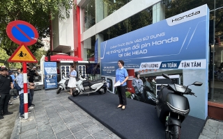 Honda và tham vọng số 1 về xe máy điện tại Việt Nam: Áp lực từ kẻ đến sau