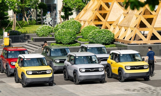 Miễn lệ phí trước bạ cho ô tô điện chạy pin đến hết 2030