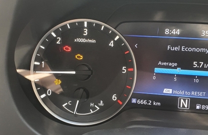 Xin tư vấn lỗi động cơ của Nissan Navara