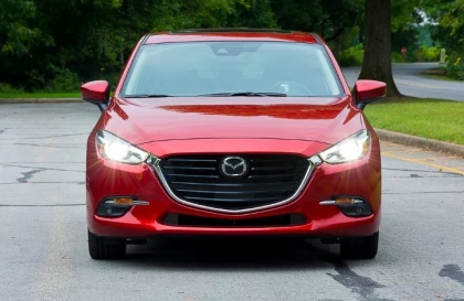 Gương hậu xe Mazda 3 bị kẹt có phải do thời tiết?
