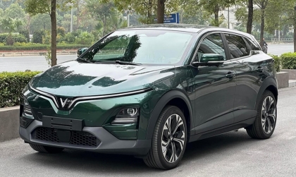 Vinfast vf6 plus có tiếng lạch cạch sau khi update phần mềm 1.17 là do đâu?