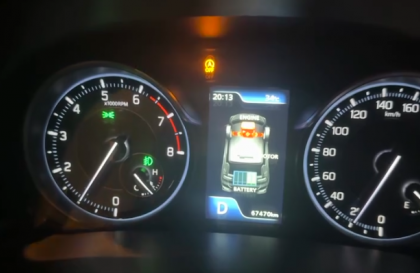 Đồng hồ Suzuki Ertiga nhấp nháy đèn báo Idling Stop là bị lỗi gì?