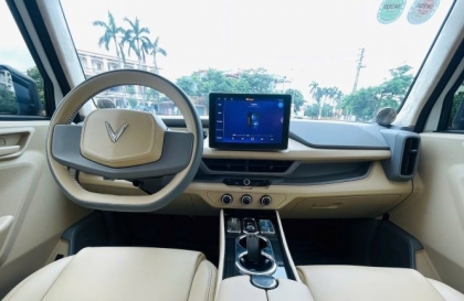 Làm sao để tắt cổng Type-C của Vinfast VF 3 khi khóa xe?
