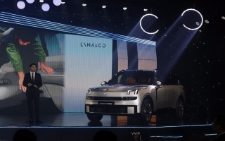 SUV cỡ lớn Lynk & Co 900 chính thức ra mắt, giá bán khởi điểm từ 3,069 tỷ đồng