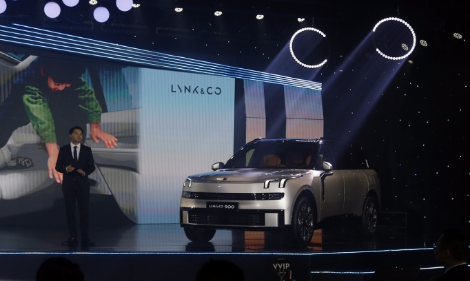 SUV cỡ lớn Lynk & Co 900 chính thức ra mắt, giá bán khởi điểm từ 3,069 tỷ đồng