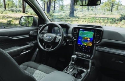 Ford Ranger bị hết nước rửa kính nhanh thế này là sao?