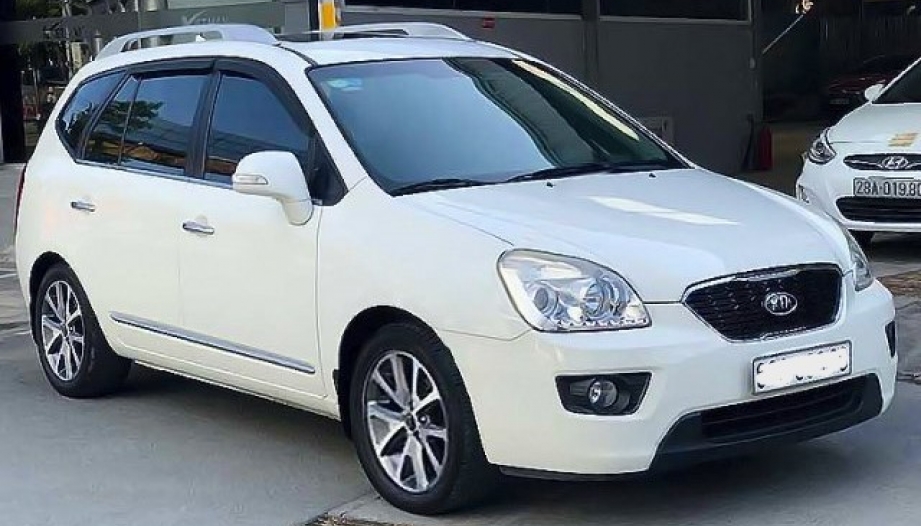Kia Carens chạy e10 bị chết máy, có cách nào xử lý không?