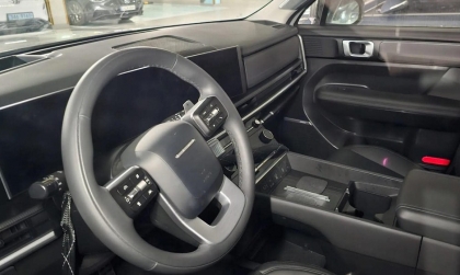 Hyundai Santa Fe đi chậm có tiếng kêu ù ù do đâu các bác nhỉ?