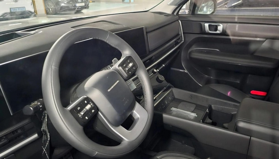 Hyundai Santa Fe đi chậm có tiếng kêu ù ù do đâu các bác nhỉ?