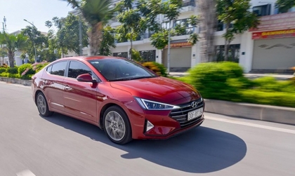 Kia Cerato đổ xăng e10 có cần đổ thêm gì không?