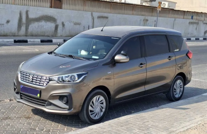 Cóc cách nào giảm chấn khi đóng cửa của Suzuki Ertiga không?