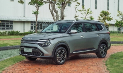 Kia Carens bị lỗi cửa bên tài có phải lỗi chung của xe này?