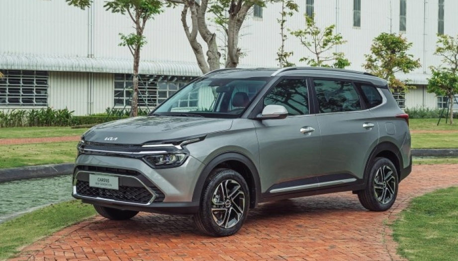 Kia Carens bị lỗi cửa bên tài có phải lỗi chung của xe này?