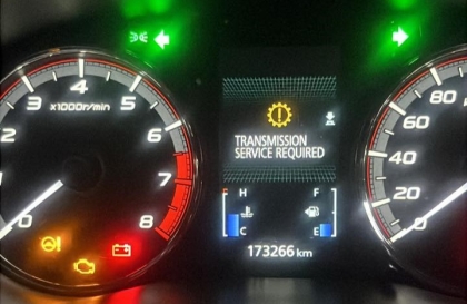Mitsubishi Xpander báo lỗi trên đồng hồ có phải do trời mưa?