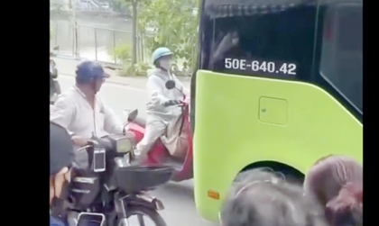 Clip: Có lẽ nào tại trời quá nắng nóng?