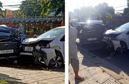 Clip TNGT: Ford Territory và Mitsubishi Xpander đấu đầu ở phố cổ Hội An