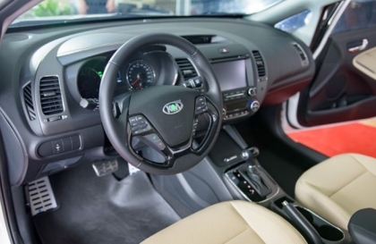 Xe cerato vừa đổ xong đồng hồ báo nhiên liệu tốn nhiều quá thì có lỗi gì?