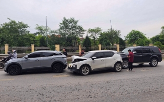 Clip: Tai nạn liên hoàn, Ford Everest giúp chứng minh VinFast VF 5 hay Herio Green cứng hơn