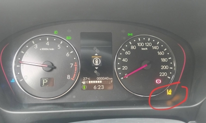 Các bác cho hỏi biểu tượng này trên Honda City là sao nhỉ?