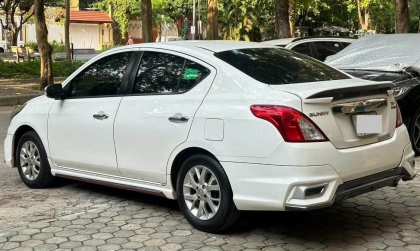 Nissan Sunny có tiếng kêu khi đi vào đường xấu là vấn đề gì?